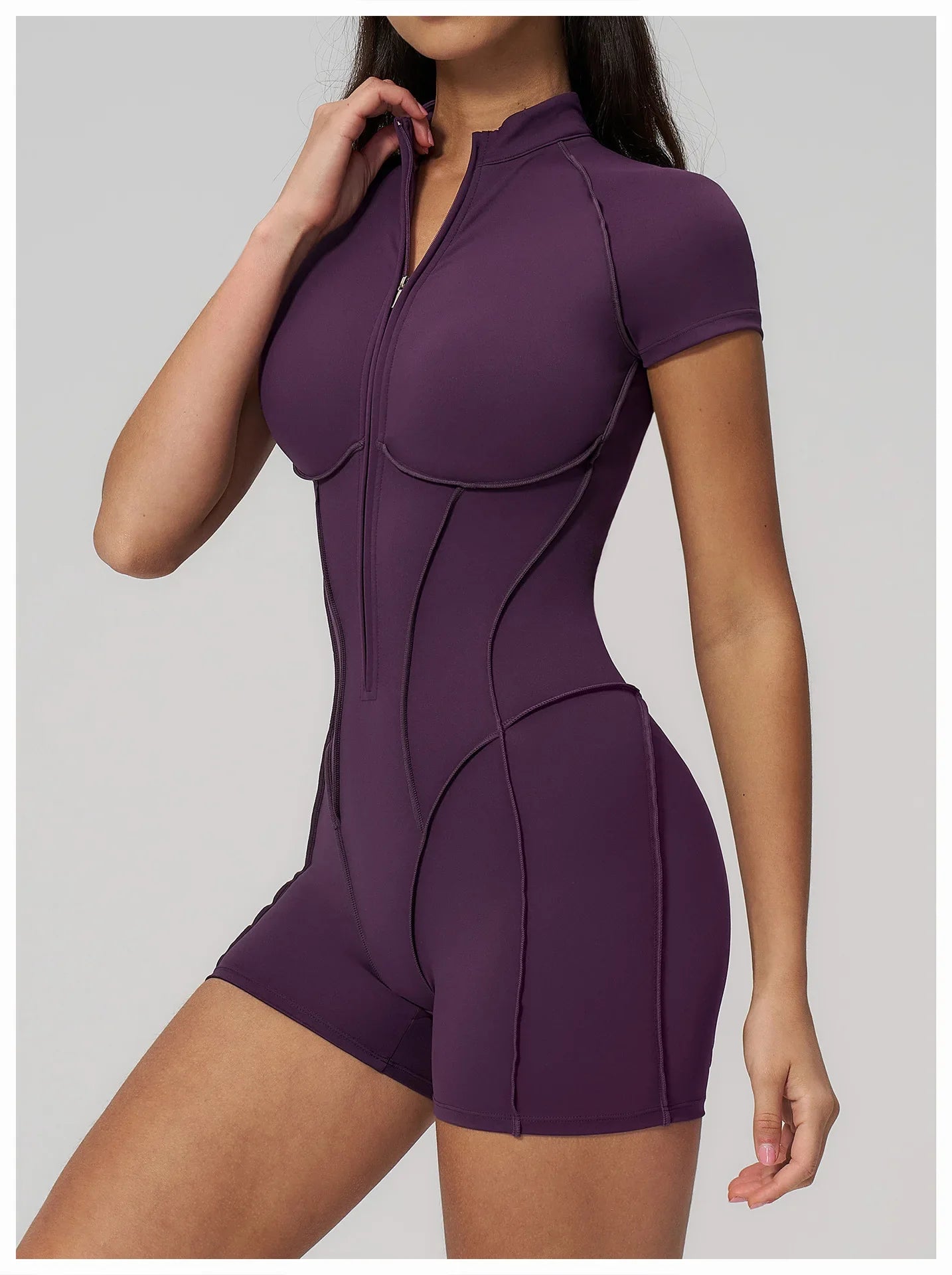 Combinaison de sport à manches courtes pour femme