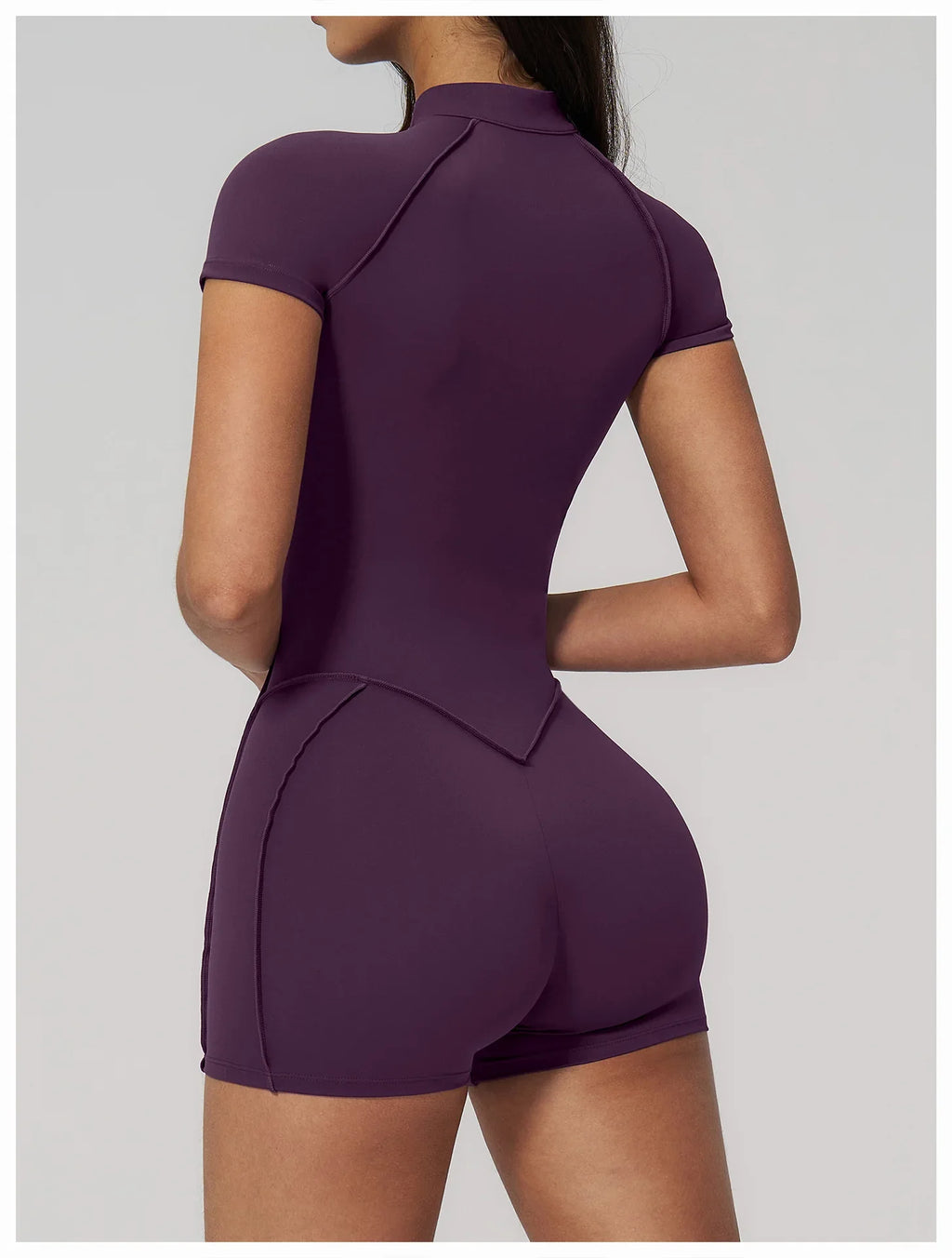 Combinaison de sport à manches courtes pour femme