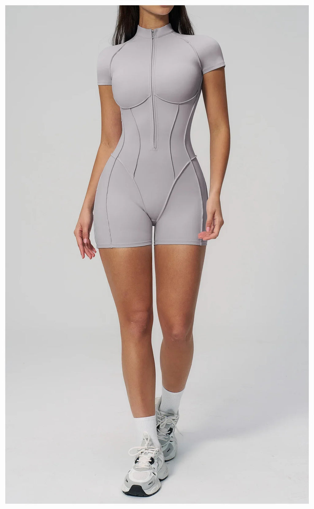 Combinaison de sport à manches courtes pour femme