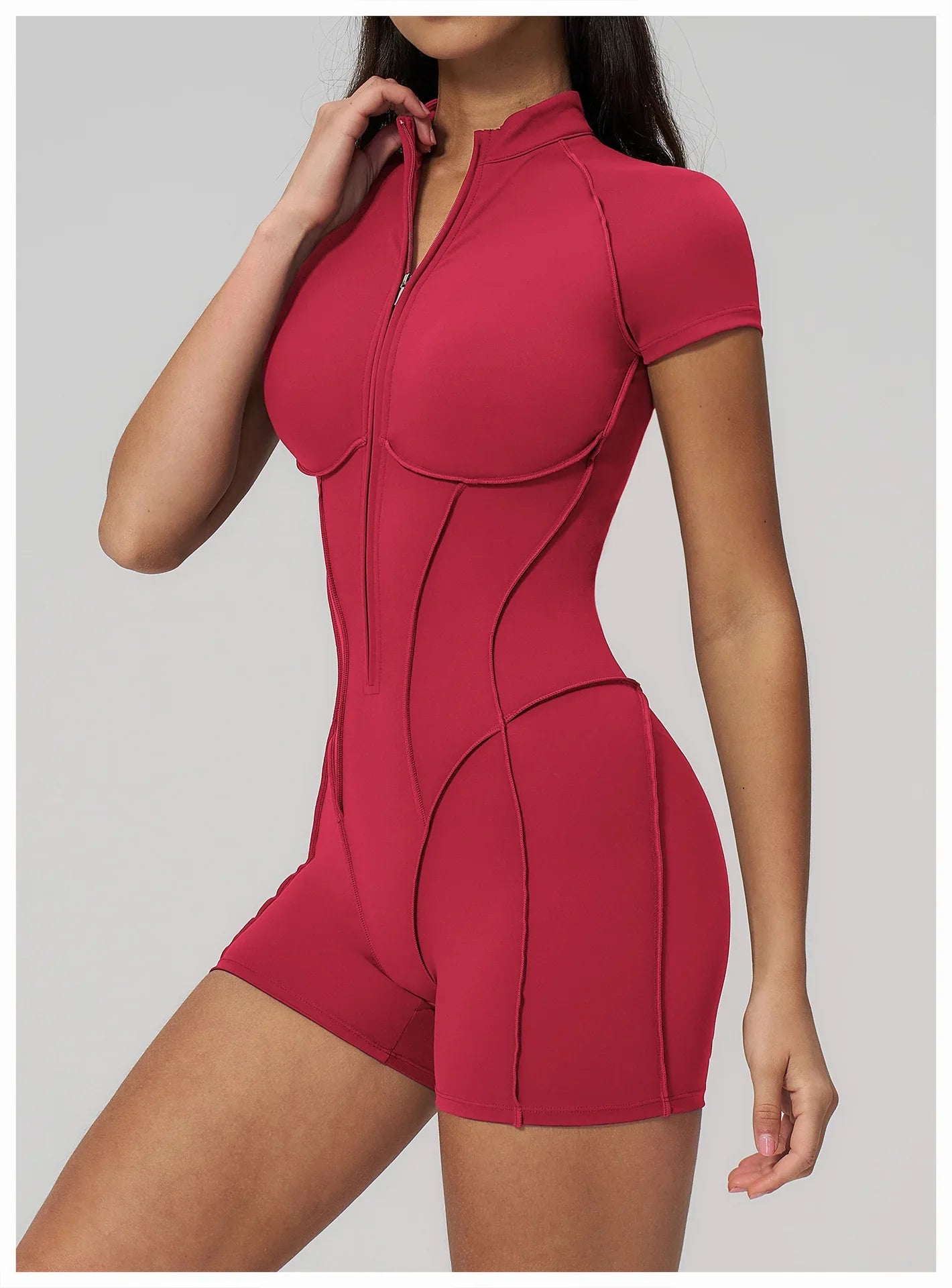 Combinaison de sport à manches courtes pour femme