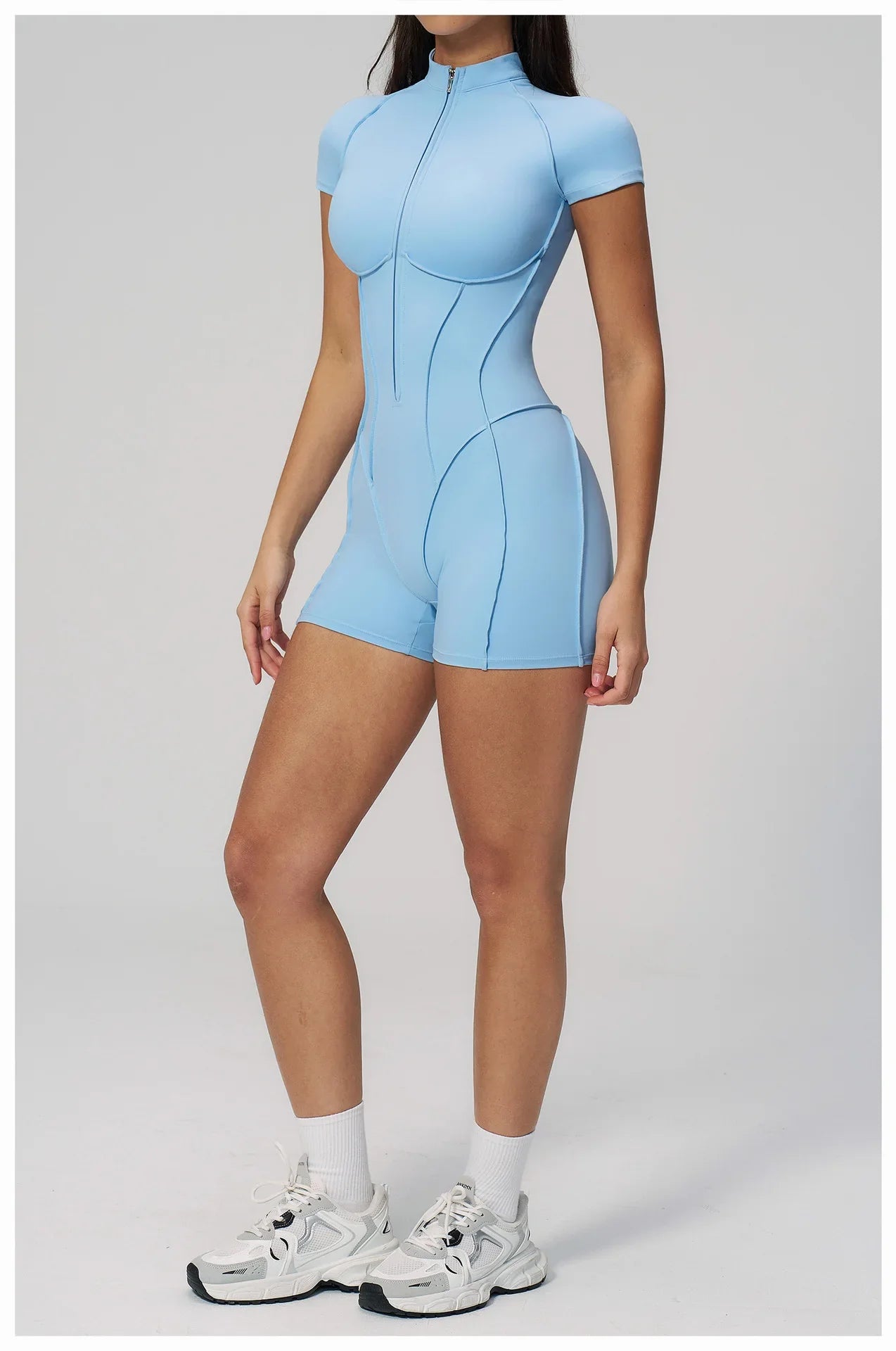 Combinaison de sport à manches courtes pour femme