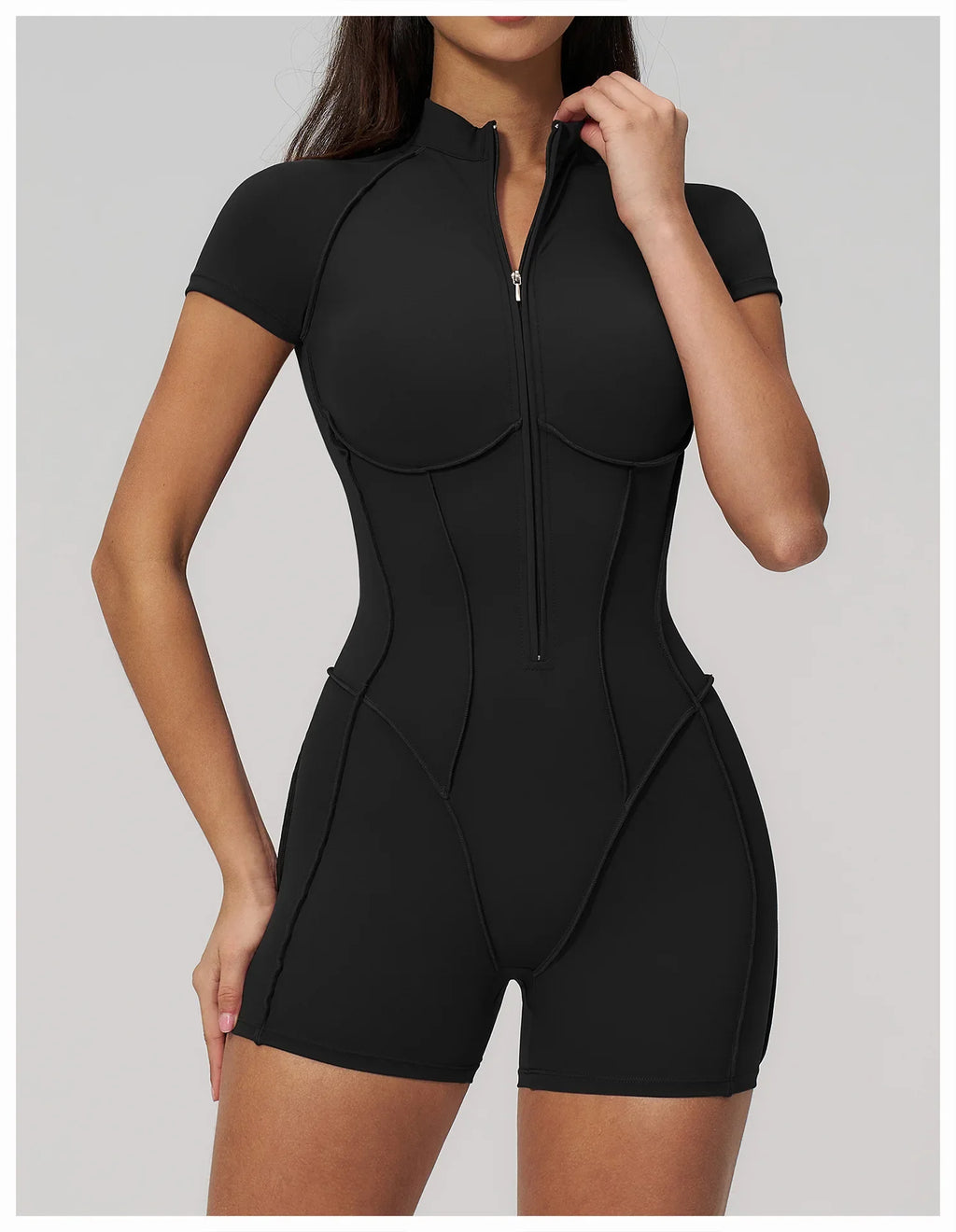 Combinaison de sport à manches courtes pour femme