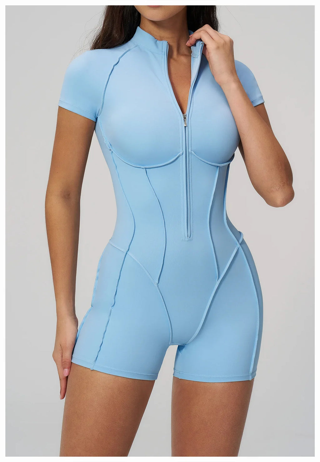 Combinaison de sport à manches courtes pour femme