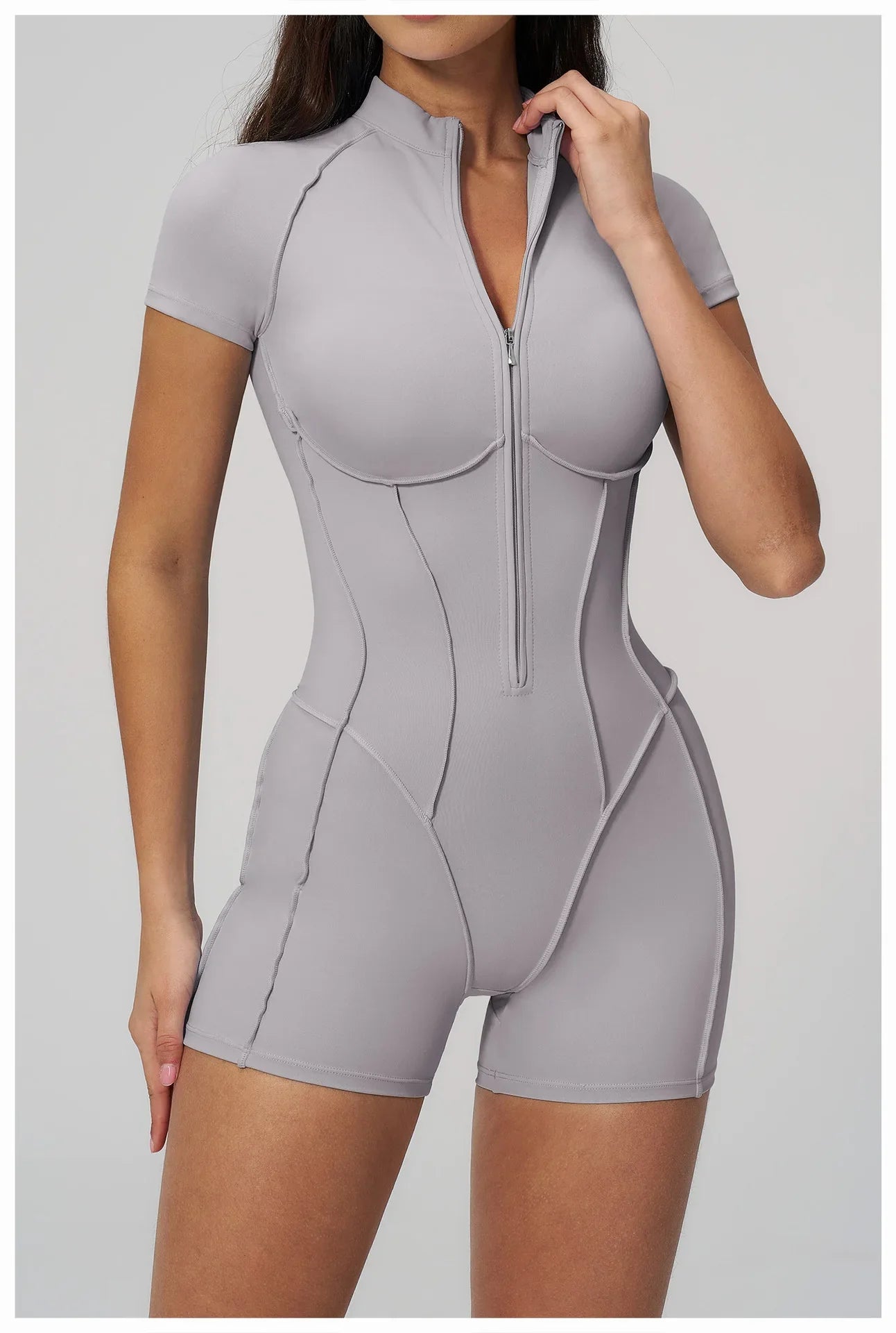 Combinaison de sport à manches courtes pour femme