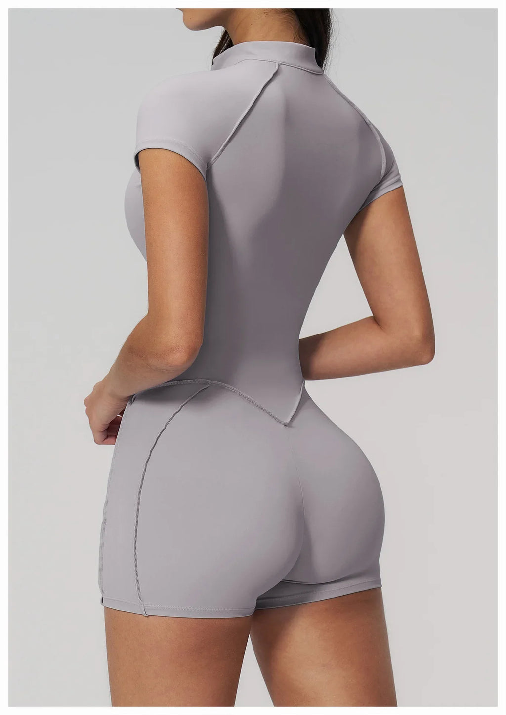 Combinaison de sport à manches courtes pour femme