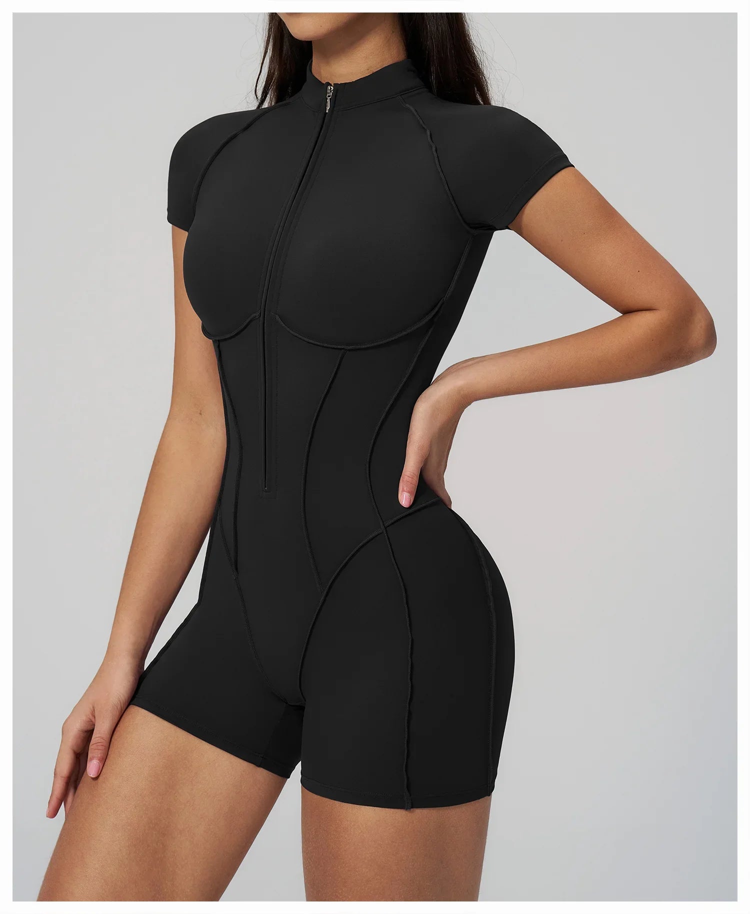 Combinaison de sport à manches courtes pour femme